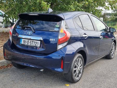 2019 Toyota Aqua - photo 6