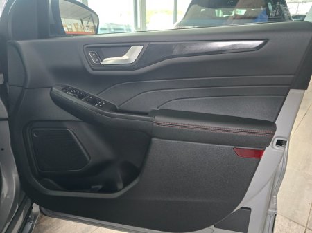 2023 Ford Kuga - photo 8
