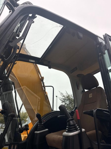 0 JCB  - photo 9
