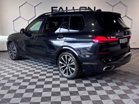 2019 BMW X7 - photo 3
