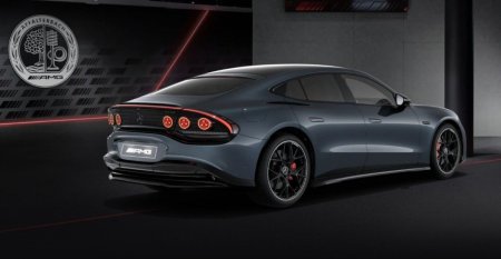 2027 Mercedes-Benz AMG GT - photo 2