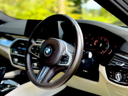 2017 BMW 5-Series - photo 20
