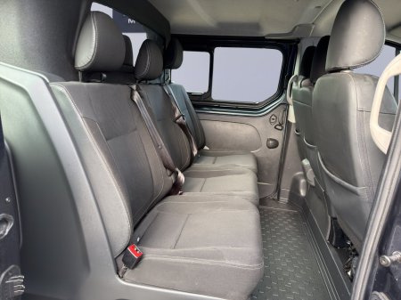 2022 Renault Trafic - photo 11