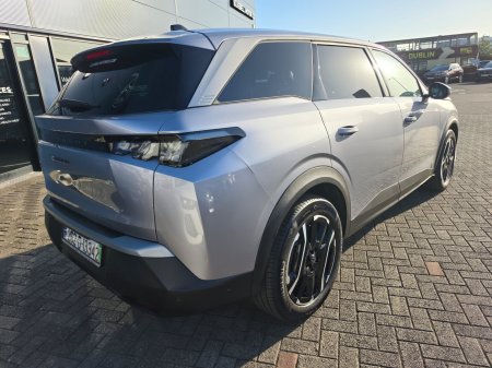 2026 Peugeot 5008 - photo 4