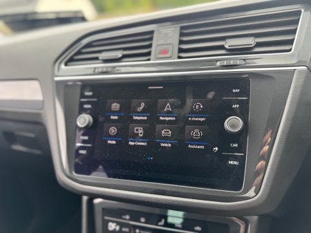 2022 Volkswagen Tiguan - photo 11