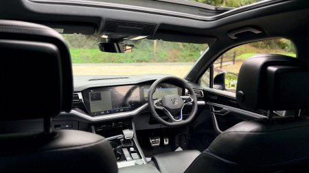 2023 Volkswagen Touareg - photo 13