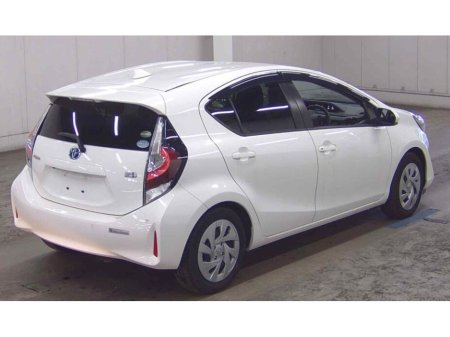 2020 Toyota Aqua - photo 4
