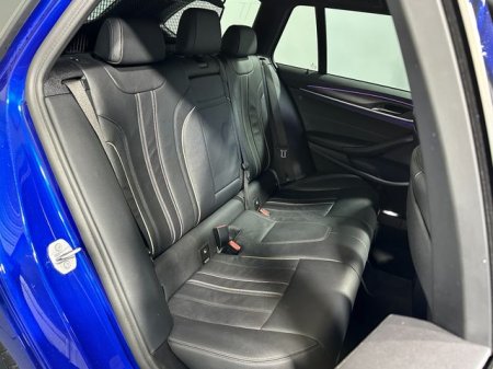 2021 BMW 5-Series - photo 11