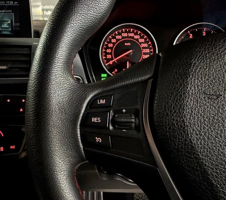2016 BMW 1-Series - photo 37