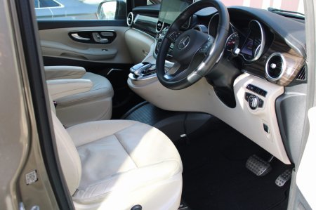 2016 Mercedes-Benz V-Class - photo 19
