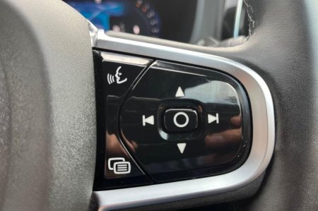 2025 Volvo XC60 - photo 23