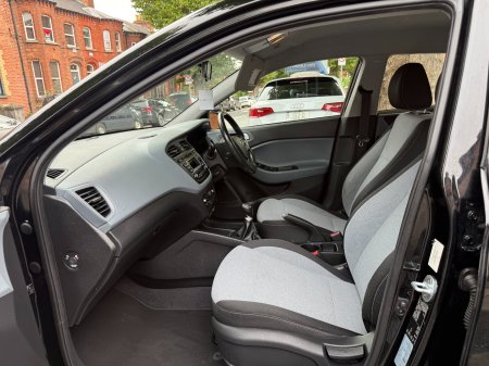 2016 Hyundai i20 - photo 10