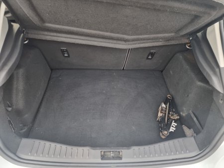 2015 Ford Focus - photo 28
