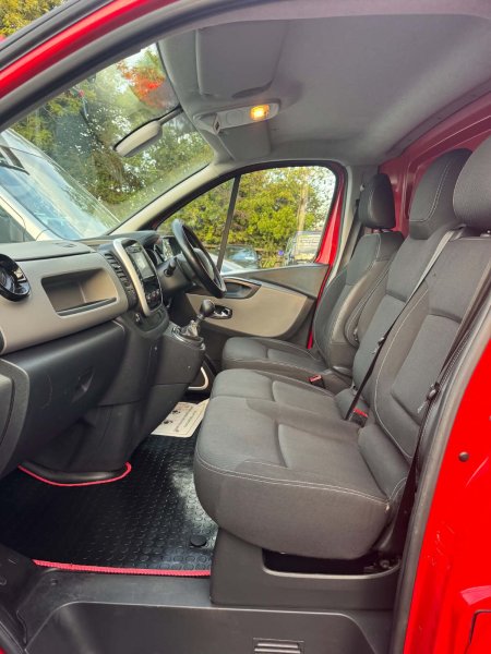 2018 Renault Trafic - photo 10