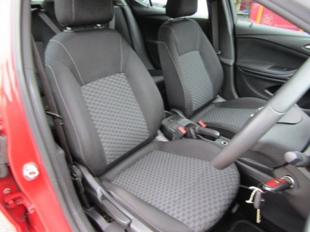 2017 Opel Astra - photo 16