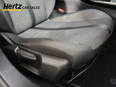2023 Peugeot 2008 - photo 20
