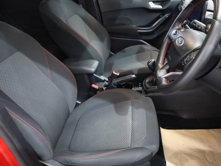 2021 Ford Fiesta - photo 23