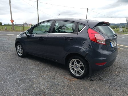 2013 Ford Fiesta - photo 5