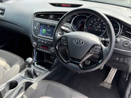 2017 Kia Ceed - photo 16
