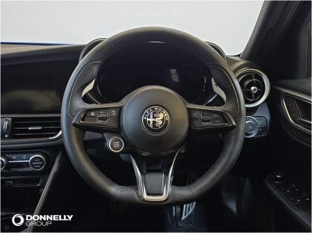 2025 Alfa Romeo Giulia - photo 19