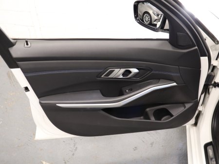 2020 BMW 3-Series - photo 37