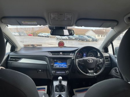 2016 Toyota Avensis - photo 10