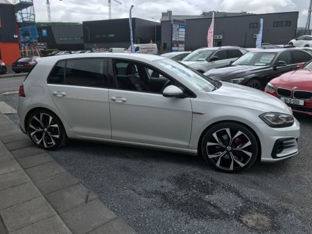 2019 Volkswagen Golf - photo 15