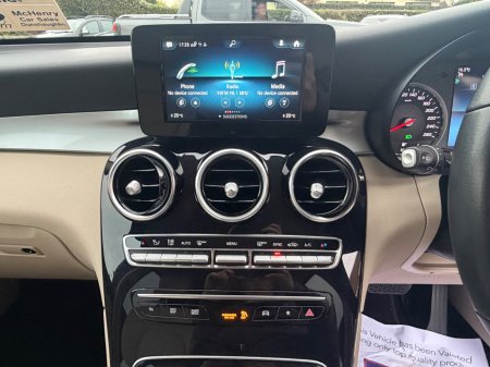 2021 Mercedes-Benz GLC - photo 22