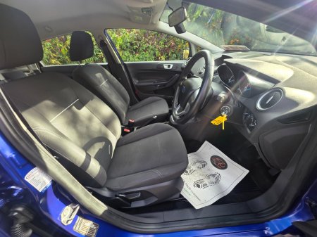 2014 Ford Fiesta - photo 14