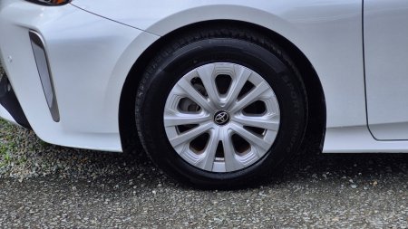 2021 Toyota Prius - photo 4