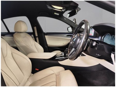 2017 BMW 5-Series - photo 11