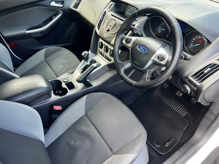 2013 Ford Focus - photo 2