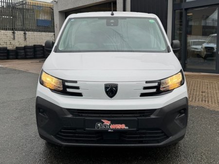 2024 Peugeot Partner - photo 2