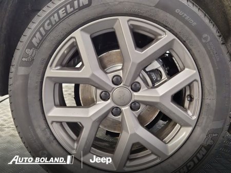 2026 Jeep Compass - photo 8