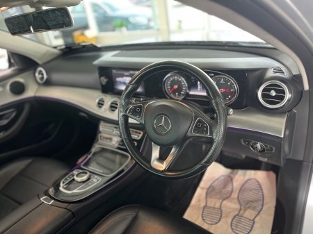 2017 Mercedes-Benz E-Class - photo 13