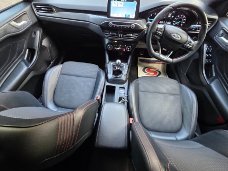 2019 Ford Focus - photo 12