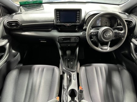 2023 Toyota Yaris - photo 11