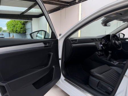 2022 Skoda Superb - photo 18