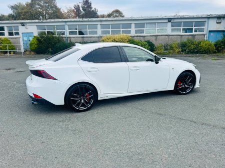 2018 Lexus IS - photo 7