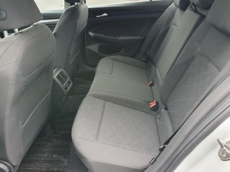 2022 Volkswagen Golf - photo 23