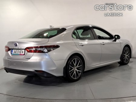 2024 Toyota Camry - photo 3