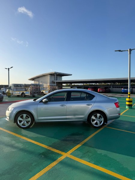 2016 Skoda Octavia - photo 4