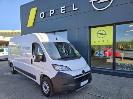 2025 Opel Movano
