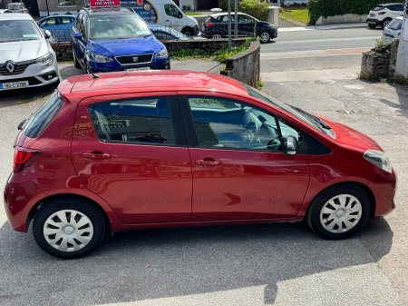 2015 Toyota Yaris - photo 4