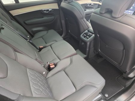 2026 Volvo XC90 - photo 13