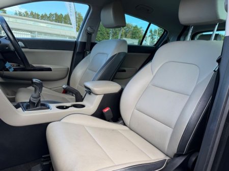 2021 Kia Sportage - photo 23