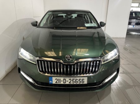 2021 Skoda Superb - photo 2
