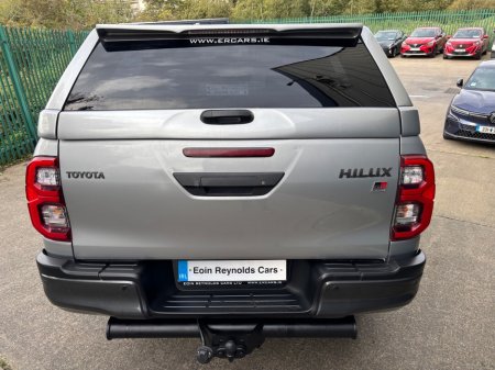 2023 Toyota Hilux - photo 5