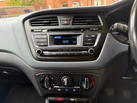 2016 Hyundai i20 - photo 18