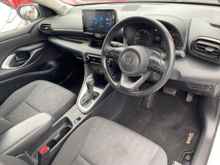 2024 Toyota Yaris - photo 11